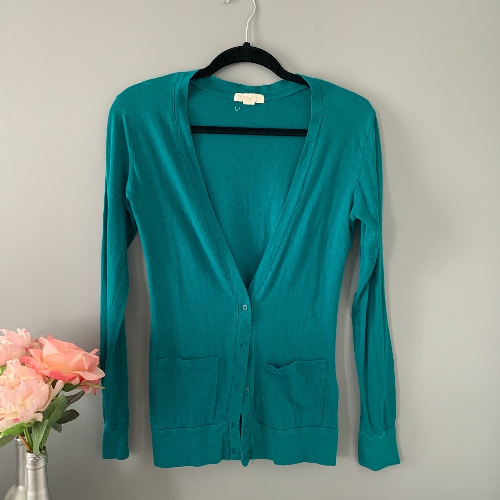Forever 21 Green Cardigan Size M